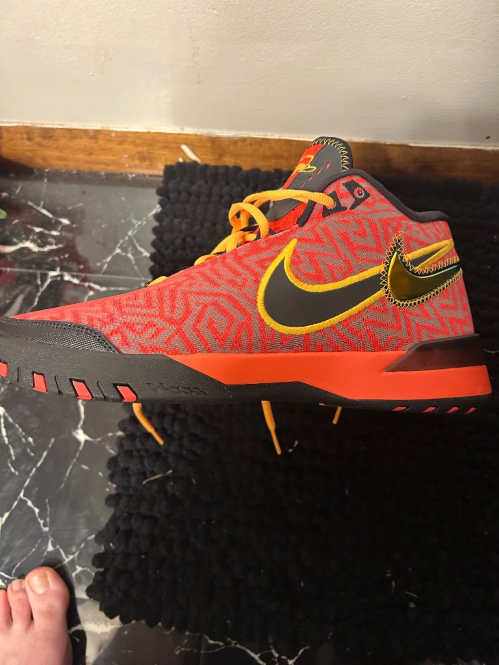 Shoes - Picture 4 of 7